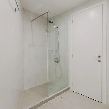 Leochares Lifestyle Apartments - Self Check-In Athens Room photo