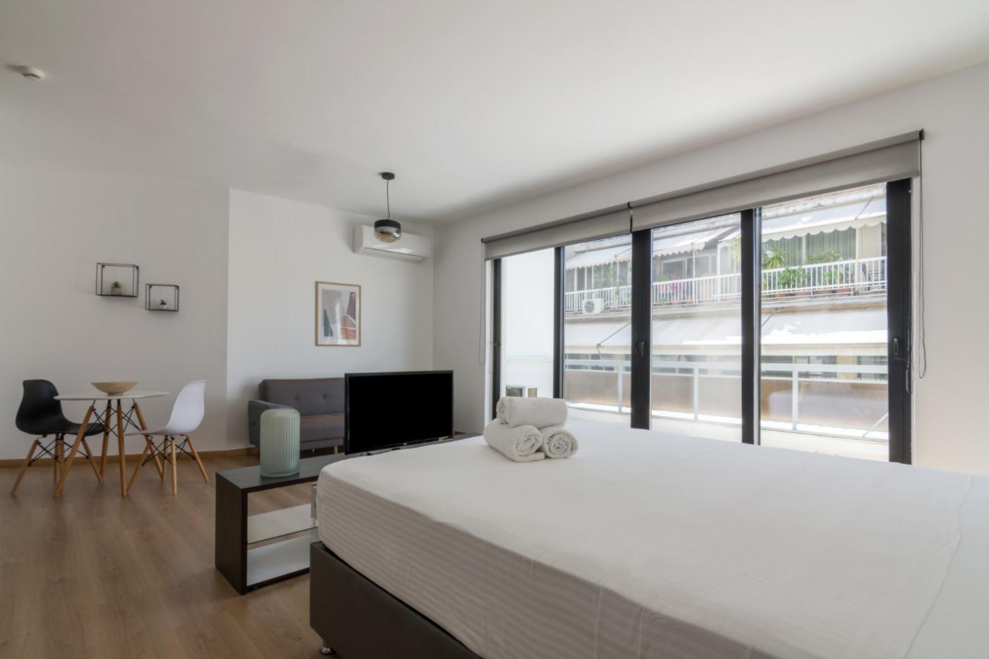 Leochares Lifestyle - Self Check-in Apartment *
